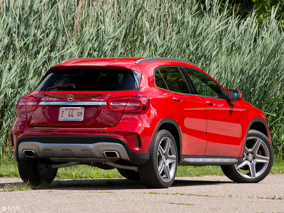 2015YGLA(M) UK-Version 250