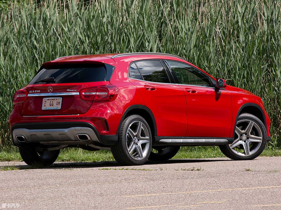 2015YGLA(M) UK-Version 250