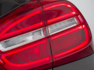 2015UK-Version 200 ^