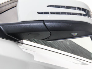 2015GLA 260 4MATIC ^