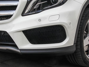 2015GLA 260 4MATIC ^