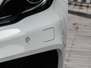 2015GLA 260 4MATIC ^