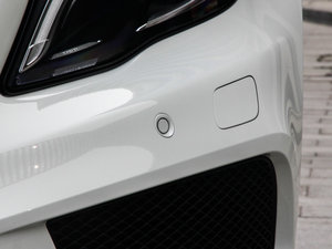 2015GLA 260 4MATIC ^