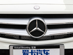 2015GLA 260 4MATIC ^