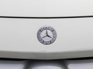 2015GLA 260 4MATIC ^