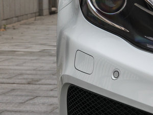 2015GLA 260 4MATIC ^