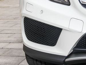 2015GLA 260 4MATIC ^