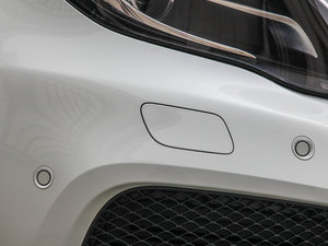 2015GLA 260 4MATIC ^