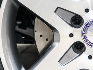 2015GLA 260 4MATIC ^