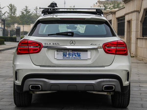 2015GLA 260 4MATIC ^