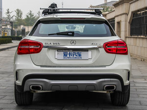 2015GLA 260 4MATIC ^