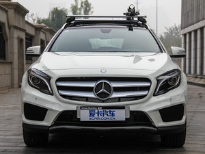2015GLA 260 4MATIC ^
