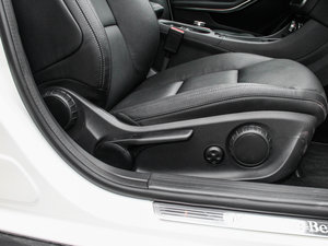 2015GLA 260 4MATIC g