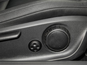 2015GLA 260 4MATIC g