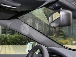 2015GLA 260 4MATIC g