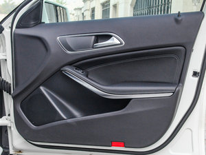 2015GLA 260 4MATIC g