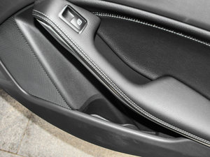 2015GLA 260 4MATIC g