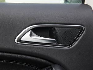 2015GLA 260 4MATIC g