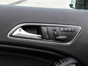 2015GLA 260 4MATIC g