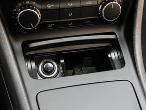 2015GLA 260 4MATIC g