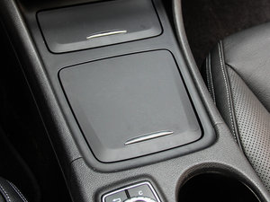 2015GLA 260 4MATIC g