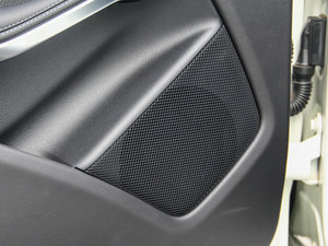 2015GLA 260 4MATIC п؅^(q)