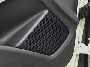 2015GLA 260 4MATIC п؅^(q)