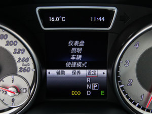 2015GLA 260 4MATIC п؅^