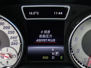 2015GLA 260 4MATIC п؅^(q)