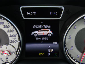 2015GLA 260 4MATIC п؅^(q)