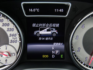 2015GLA 260 4MATIC п؅^(q)