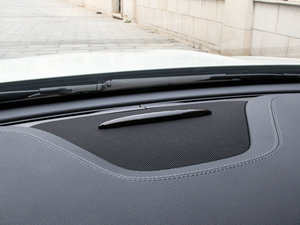 2015GLA 260 4MATIC п؅^(q)