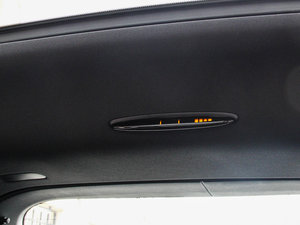 2015GLA 260 4MATIC п؅^