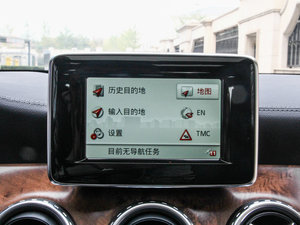 2015GLA 260 4MATIC п؅^