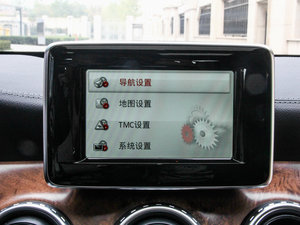 2015GLA 260 4MATIC п؅^