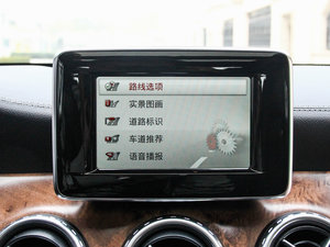 2015GLA 260 4MATIC п؅^