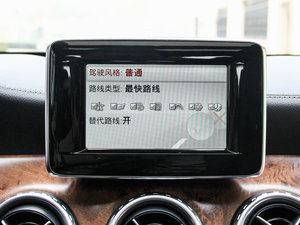 2015GLA 260 4MATIC п؅^