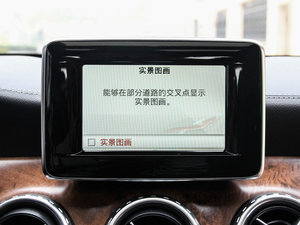 2015GLA 260 4MATIC п؅^