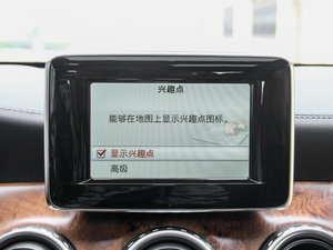 2015GLA 260 4MATIC п؅^