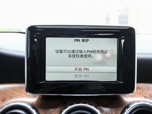 2015GLA 260 4MATIC п؅^