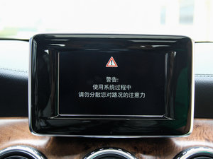 2015GLA 260 4MATIC п؅^(q)