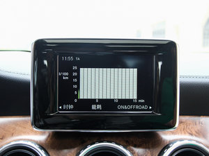 2015GLA 260 4MATIC п؅^(q)