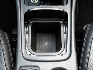 2015GLA 260 4MATIC g