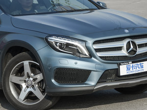 2015GLA 260 4MATIC (x)(ji)^