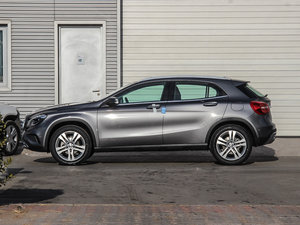 2015GLA 200 ࣨ