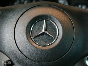 2009��AMG CLS 63 �п؅^