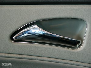 2009��AMG CLS 63 ���g����