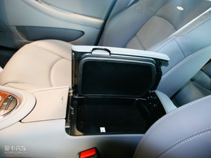 2009��AMG CLS 63 ���g����