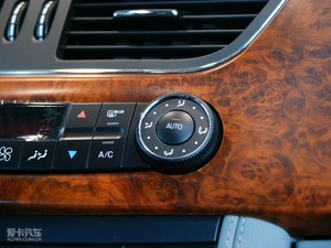 2009��A(y��)MG CLS 63 ���g����