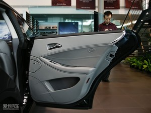 2009��A(y��)MG CLS 63 ���g����